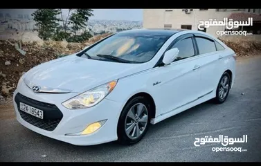  4 هيونداي سوناتا هايبرد أمريكي 2400 cc موديل  2012 فل عدا الفتحة للبيع أو بدل على سيارة كهرباء