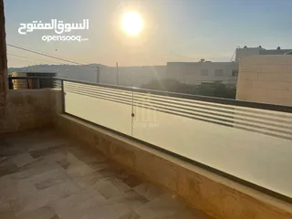  6 شقة طابقية 364م سوبر ديلوكس في أجمل مناطق الكرسي/ ref 1702