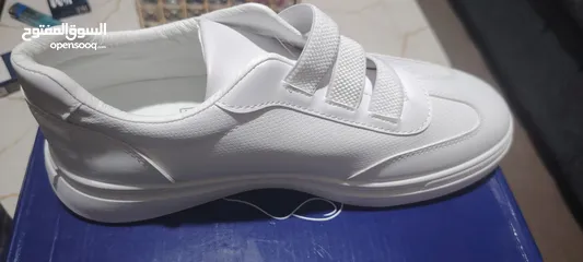  2 حذاء sizE 43
