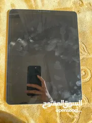  2 iPad Pro 12.9 5th generation وارد امريكا  حالة ممتاز لون Space Gray