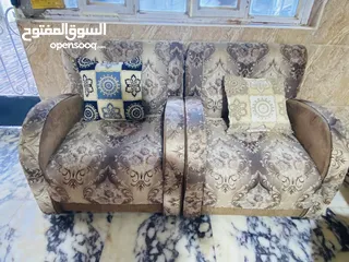  2 طخم قنفات سفنج اكسترا الاصلي 2 كبار و 4 منفردات طخم الاصفر مدور 1 وسط 1 زاوية مدوره 1 كبيره 1 منفرده