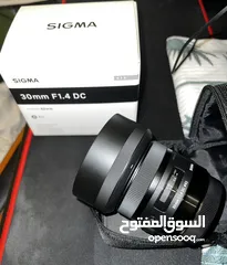  1 عدسة Prime Sigma 30 mm F1.4 DC بكرتونها نظيفة 100%