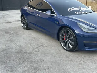  11 تيسلا مودل 3 بيرفورمانس  بحالة الوكاله