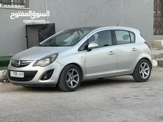  1 اوبل كورسا للبيع موديل 2014  جير عادي مطور 1400  سياره بالصلاه على النبي  اقتصادية جدا