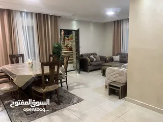  1 شقة مفروشة عائلية ارضية مميزة قرب التخصصي و السيفوي - 5 ايام وفوق التأجير