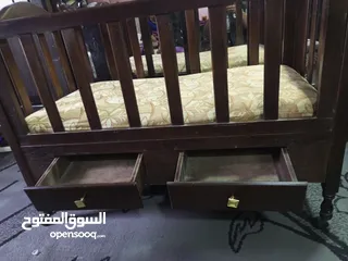  2 سرير اطفال من عمر سنه وحته 3 سنوات