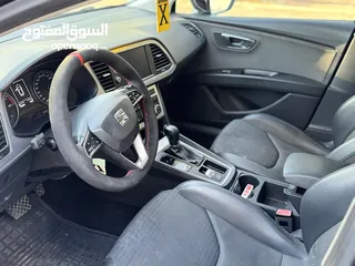  10 سيات ليون اكسلنس ابيض وفيراني