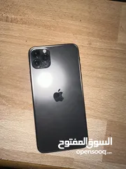  2 آيفون 11برو ماكس للبيع بسعر طري