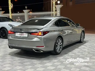  4 Lexus ES 350