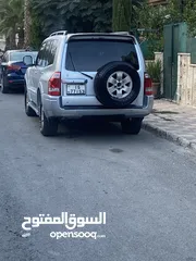  1 سيارة باجيرو