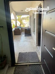  8 عقار للبيع