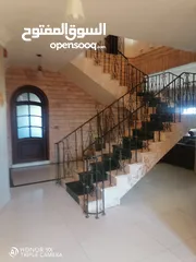  4 فيلا سوبر ديلوكس للبيع
