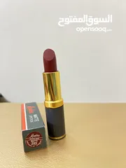  15 Medora Lipsticks