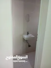  4 غرفه للايجار في بوشر منطقة العوابي جنب محطة شل
