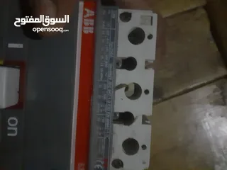  4 قاطع تيار شنايدر  250 امبيروAbb