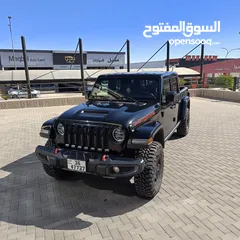  1 Jeep Gladiator Mojave Model 2021