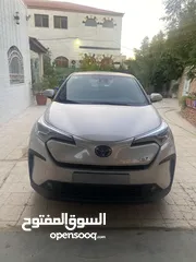  1 تويوتا chr 2019 كهربائية للبيع بحالة الوكالة