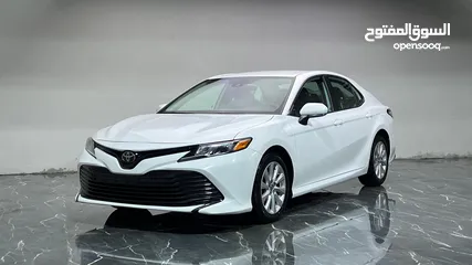  1 Toyota Camry 2020 LE