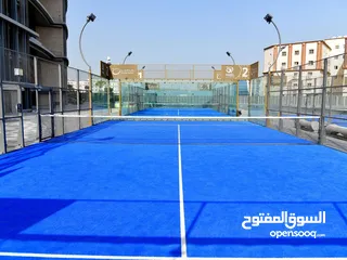  5 Padel tennis courts