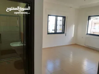  11 طابق مستقل من فيلا للايجار في ضاحية الرشيد مقابل فندق قصر الحرير
