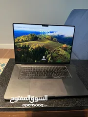  2 Apple MacBook Pro 2024 M4