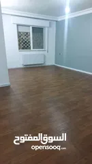  4 شقة مميزة أرضي مع حديقة