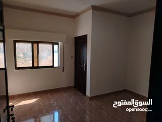  4 منزل للبيع في المستندة