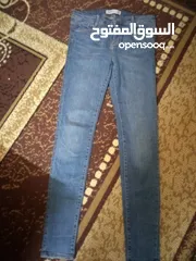  8 قمصان ستاتي قماش كتان بحاله ممتازه مع بلاطين جينز كلهم بسعر 10 دنانير