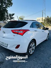  4 هونداي i30 2013 فل الفل مش ناقصها اشي بالصلاه على النبي السيارة جديده ولعبه