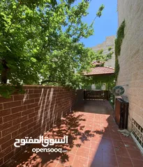  3 شقة فاخرة للبيع 250 متر مربع داخلي 250 متر مربع خارجي ام زويتينة