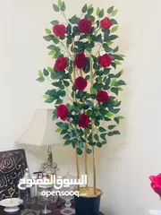  16 أشجار زينه ورد صناعي   متوفر لون احمر فقط  شغل بيتي مرتب بزبط داخلي و خارجي للمنزل وللغرف و للمداخل