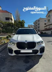  8 BMW X5 Xdrive40i 2022