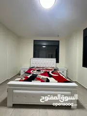  1 للبيع غرفة نوم بيضاء بحالة ممتازة