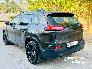  1 Jeep Cherokee 2017 low mileage