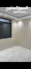  2 شقه للبيع  سوبر سوبر ديلكوس البيره مساحه ،180متر