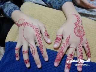  2 Henna Artist
