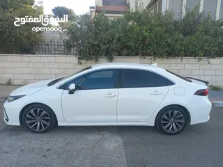  3 تيوتا كورولا هايبرد موديل 2022