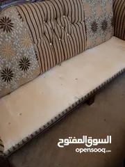  2 طقم كنب 7 مقاعد بحالة الجديد