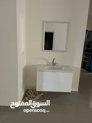  9 للايجار شقه منطقة قدس ام الشرايط بجانب مسجد تميم الداري