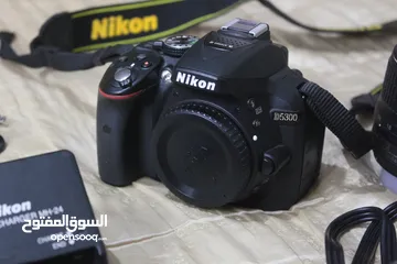  1 كاميرا نيكون D5300 شبه جديد