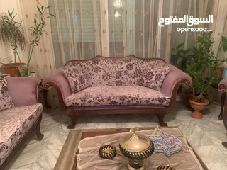  4 كنب للبيع عدد تسع مقاعد : قابل للتفواض