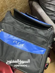  2 بليستيشن 4 وكاله500جيجا مع ايادي اصليه 2 ويد كوبي