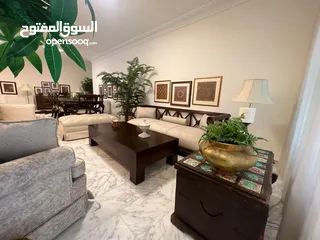  5 شقة مفروشة للإيجار 200م2 ( Property 19460 ) سنوي فقط