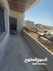  24 شقق فاخره 205م+170م للبيع على شارع البترا شرق اربد مول قراند مقابل بيت البن البرازيلي