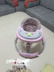  13 تخت بيبي نظيف جدا قابل للطي مثل ما هو وضح بالصور  عربايه مشي للاطفال تفتح وتسكر بحاله جيده جدا