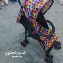  22 عرباية أطفال 15JD   مقعد أطفال (Goodbaby ) 20JD.       عرباية