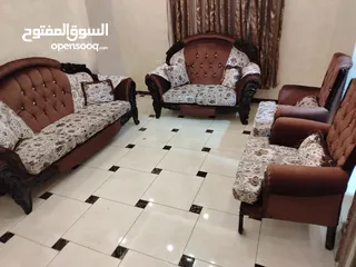  2 كنب شيه جديد مستعمل فترة قصيرة