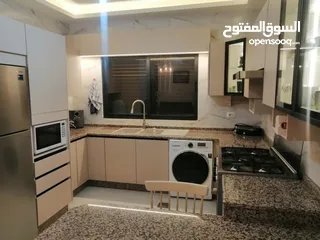  9 شقة مميزة للبيع طابق اول في اجمل مناطق  ضاحية الأمير علي
