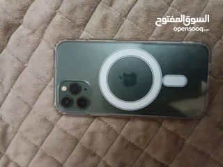  4 آيفون 11 برو iPhone 11 Pro مستعمل بحالة ممتازة  مبدل بطارية نسبة 100 سبب البيع صحلي 13 برو ماكس