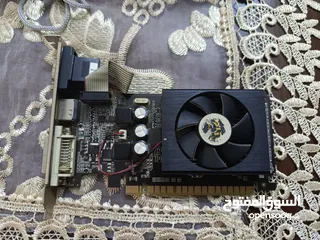  1 كرت شاشه  قوي  Gt 520  بسعر حرق  (2gb vram) الكرت قادر على تشغيل Gta 5 والعديد من الألعاب الرائعه